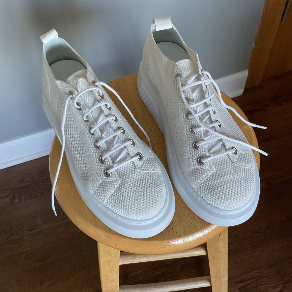 Girotti White Low-Top Sneakers